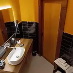 Deluxe Spaccanapoli 4* Naples