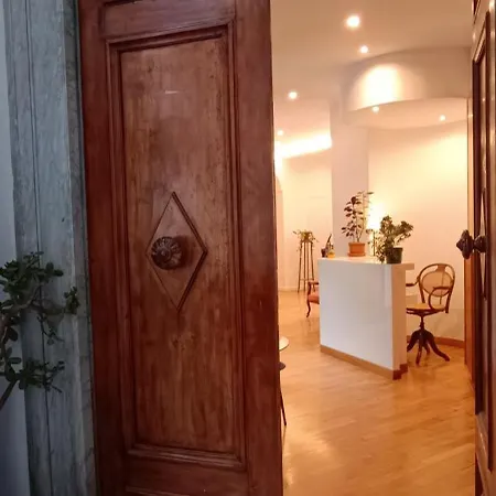 Deluxe Spaccanapoli Guest house *