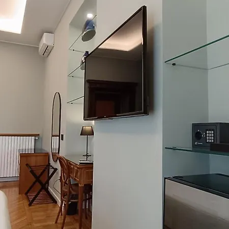 Guest house Deluxe Spaccanapoli *