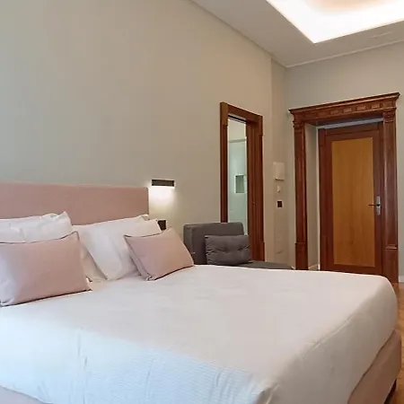 Guest house Deluxe Spaccanapoli Naples