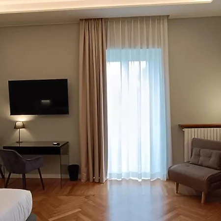 Guest house Deluxe Spaccanapoli Naples