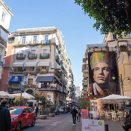 Deluxe Spaccanapoli Konukevi Napoli