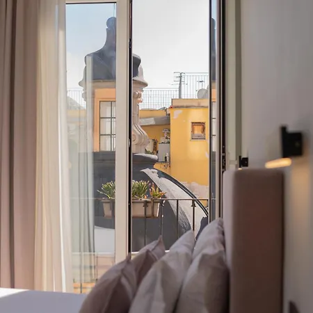 Deluxe Spaccanapoli 4*